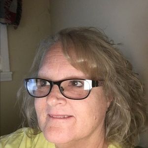 Meet your Posher, Cindi